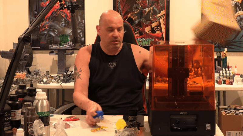 Greg surprised by the built-in camera on the Sonic Mighty 8K