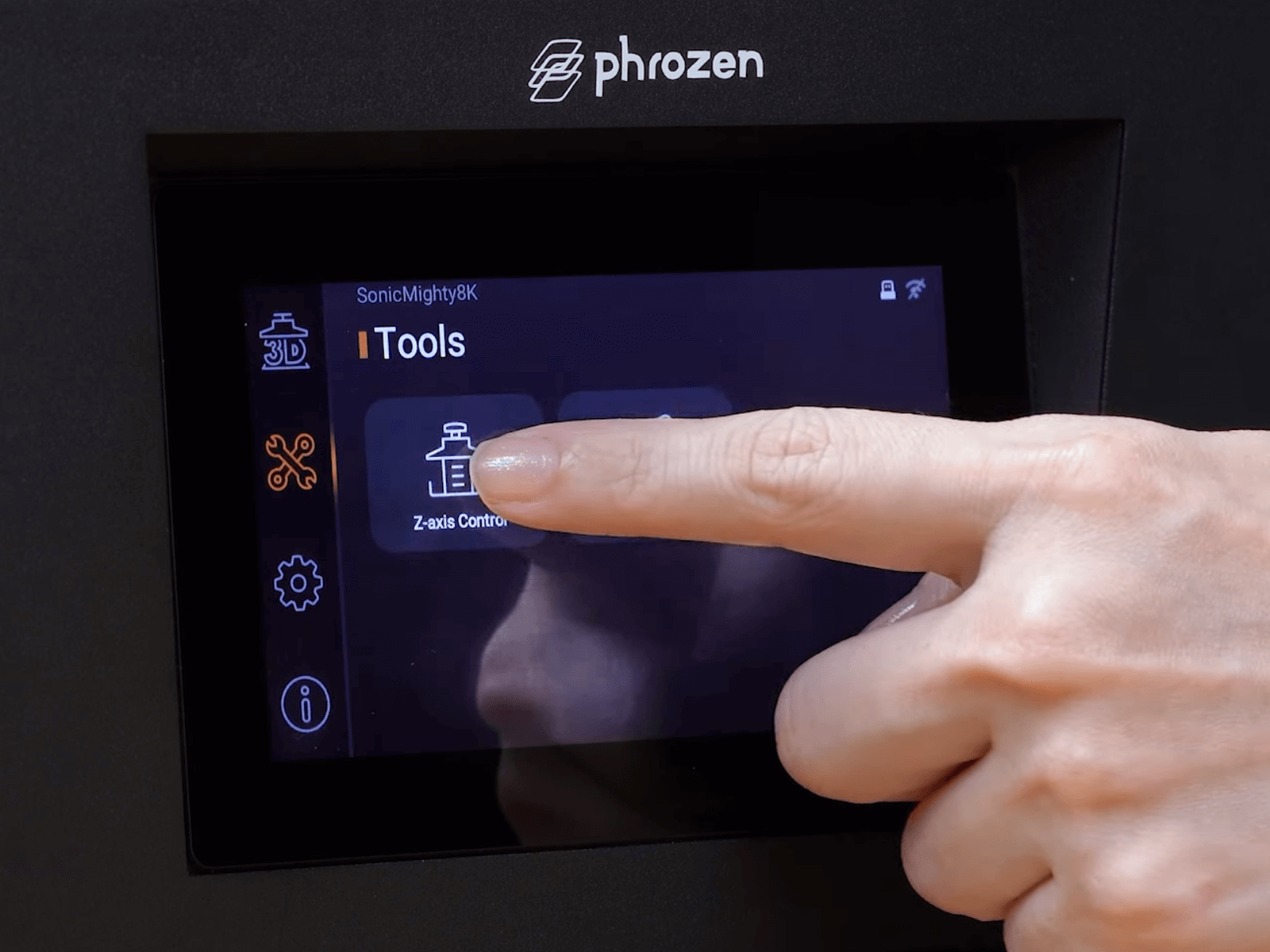 Choose the Z-axis control button