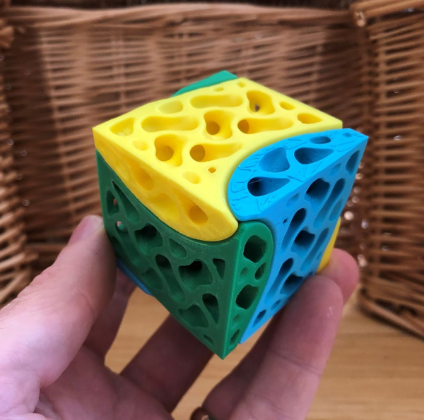 販売におすすめの3Dプリント製品の一つであるルービックキューブの3Dモデル