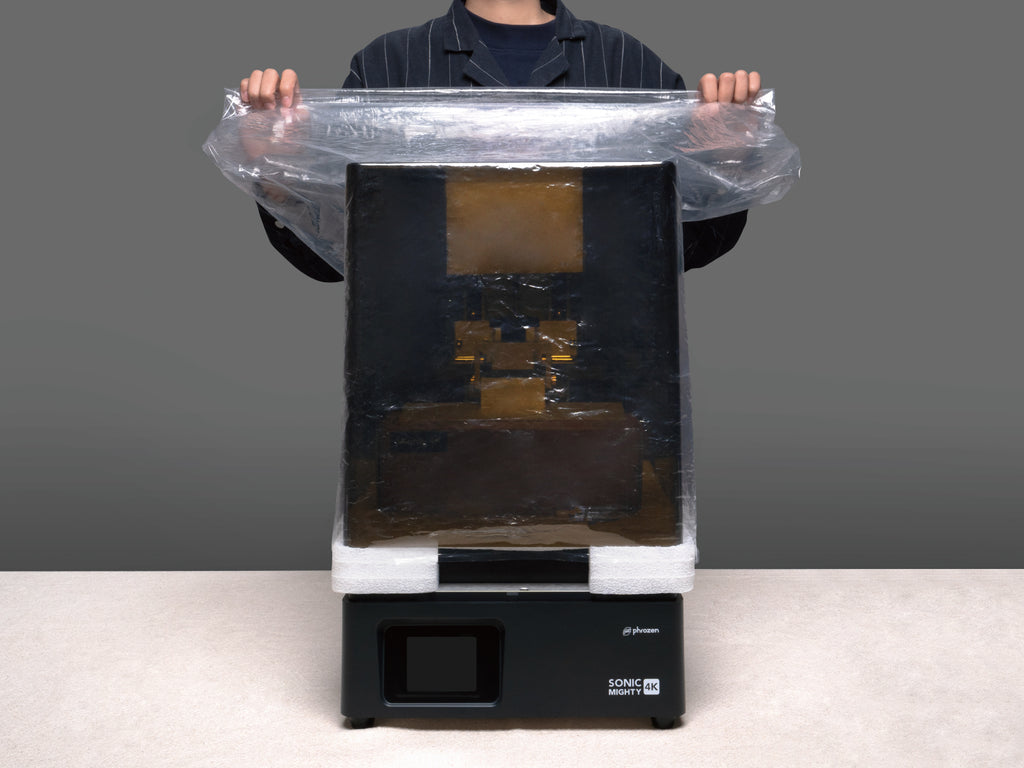 Removing plastic foil from Sonic Mighty 4K