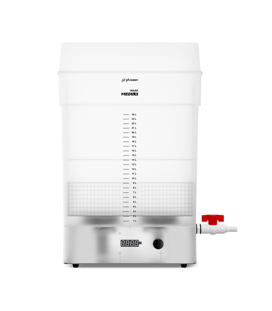 Phrozen Wash Mega S cleaning station with 25L capacity for washing large resin 3D prints quickly.